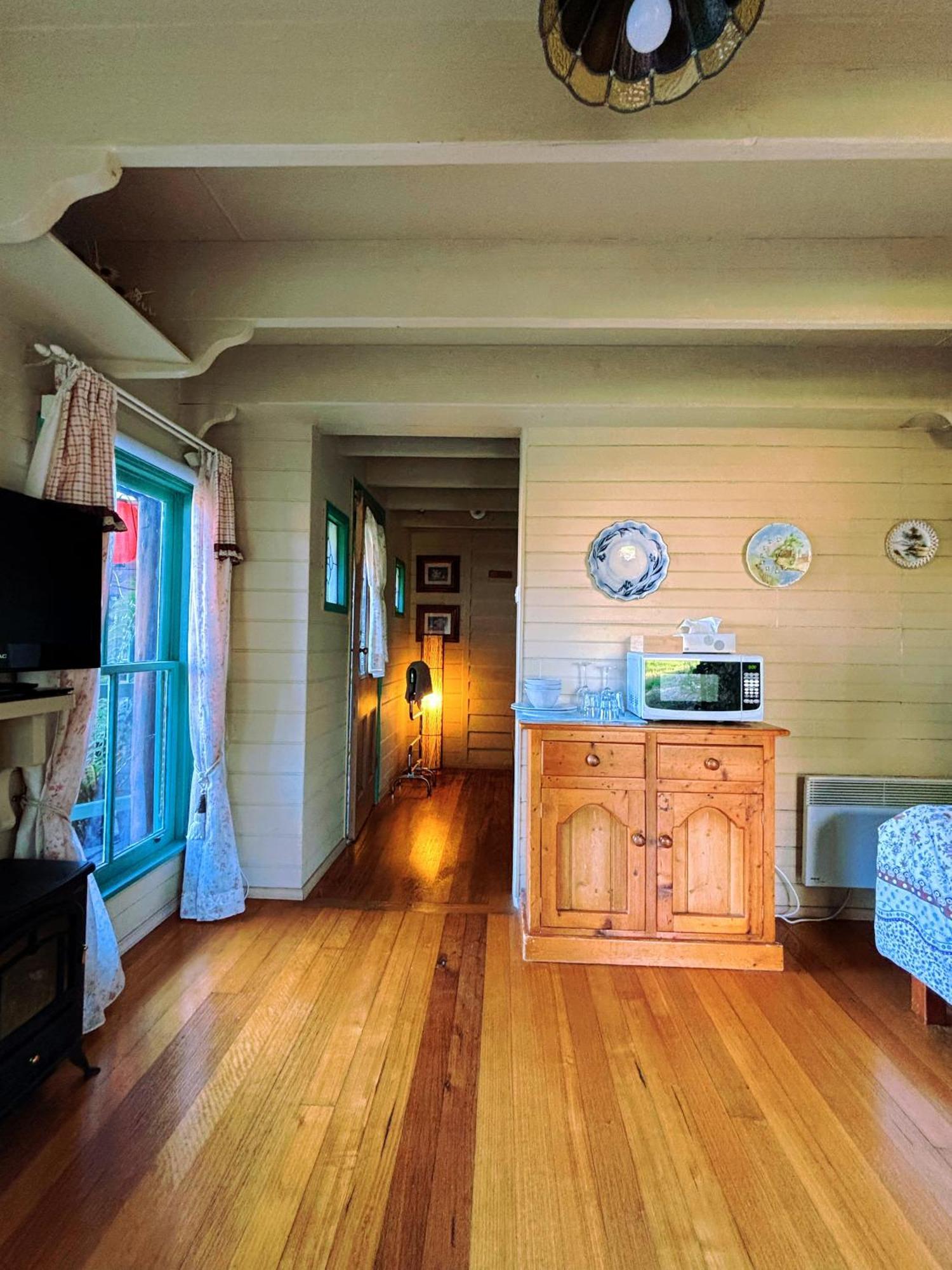 The Goat And Goose Bed & Breakfast レイクス・エントランス エクステリア 写真